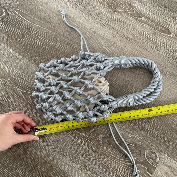 Metallic net bag with drawstring - Picture 5 of 6